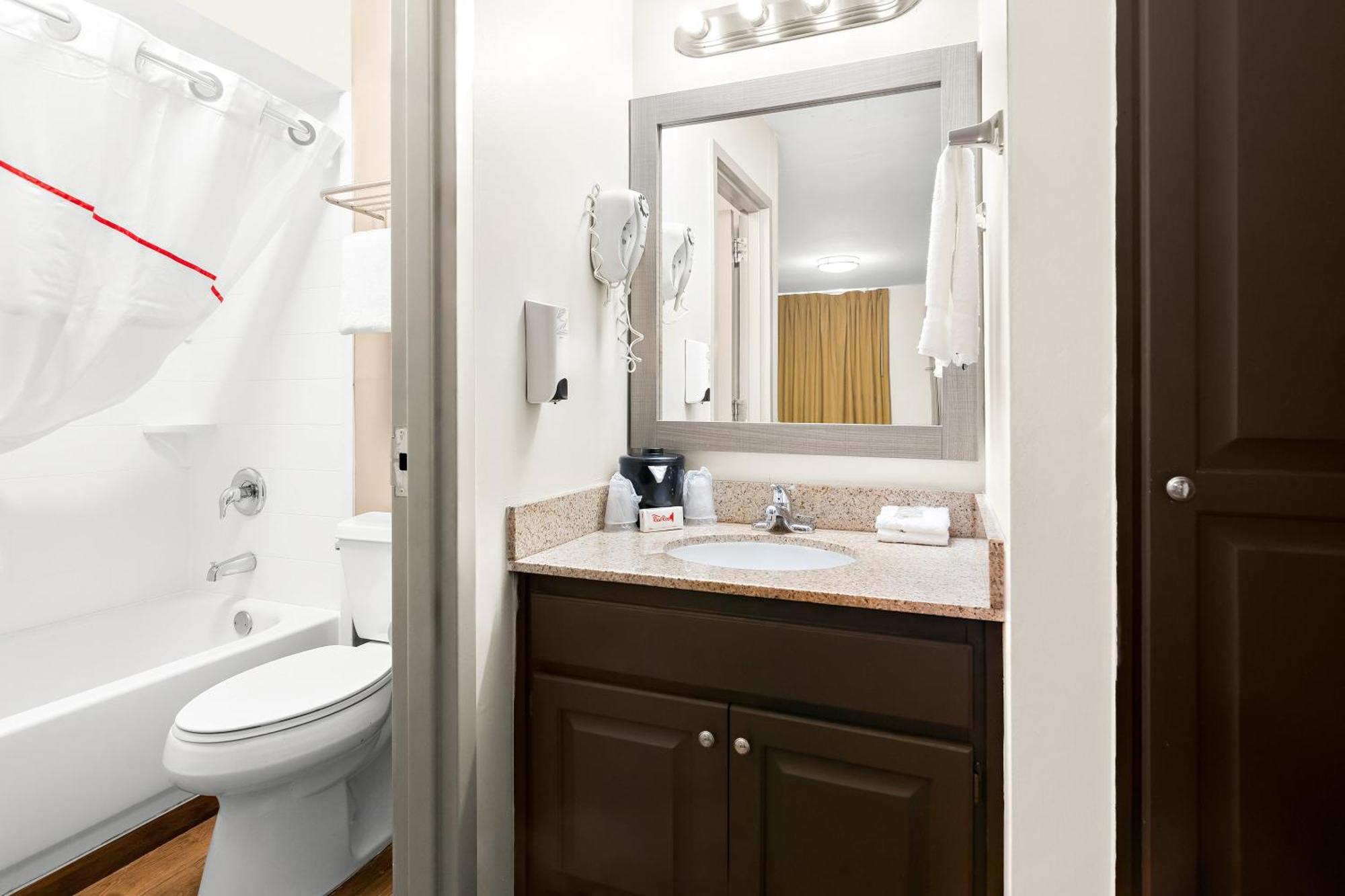 Red Roof Inn Рок Хил Екстериор снимка